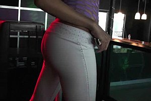 中国老妇xxxx播放免费看av